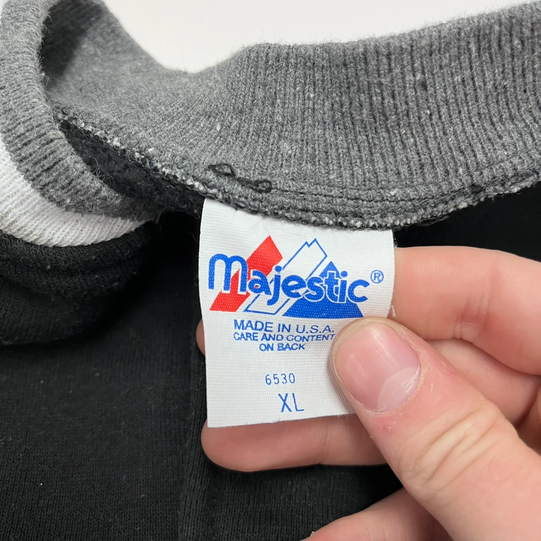 F- Vintage Baltimore Orioles MLB Majestic Embroidered Logo Bomber Jacket - Image 3