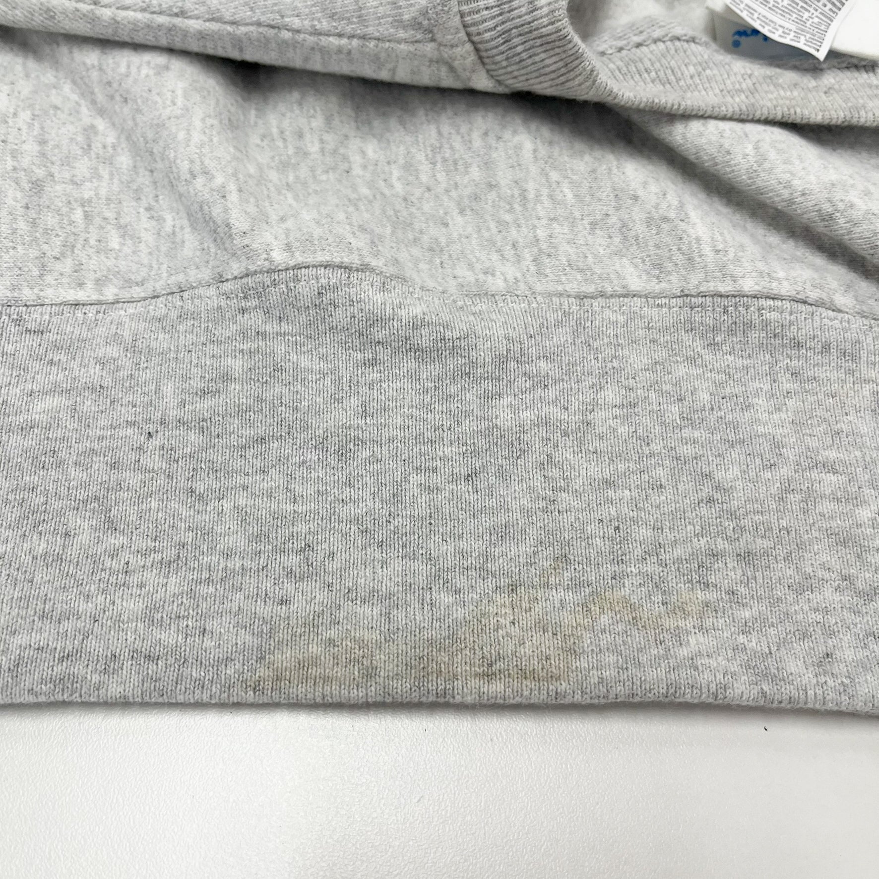 F- Vintage Champion Reverse Weave Rhode Island University Logo Crewneck - Image 5