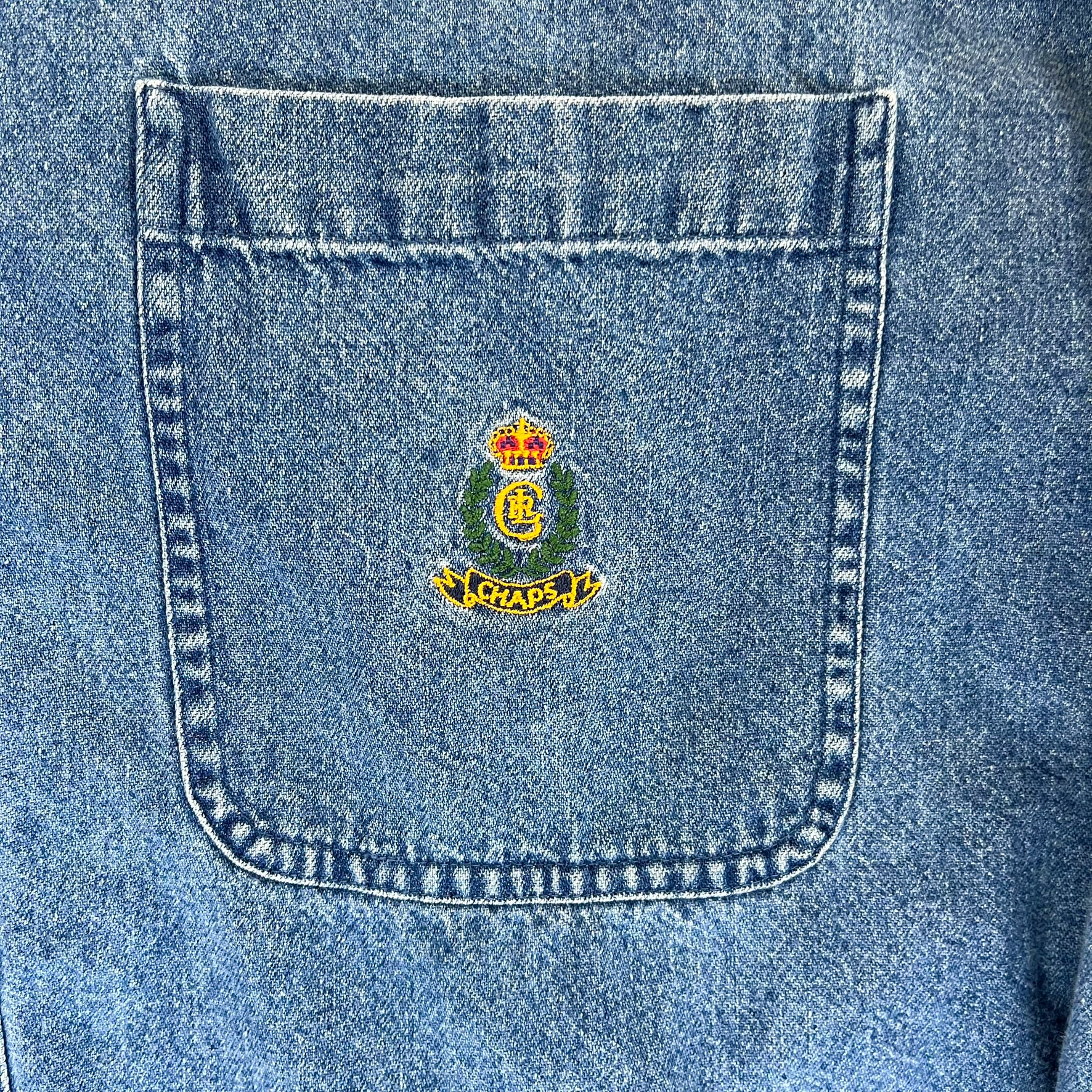 F- Vintage Chaps Ralph Lauren Emb Crest Denim Button Down Shirt - Image 3