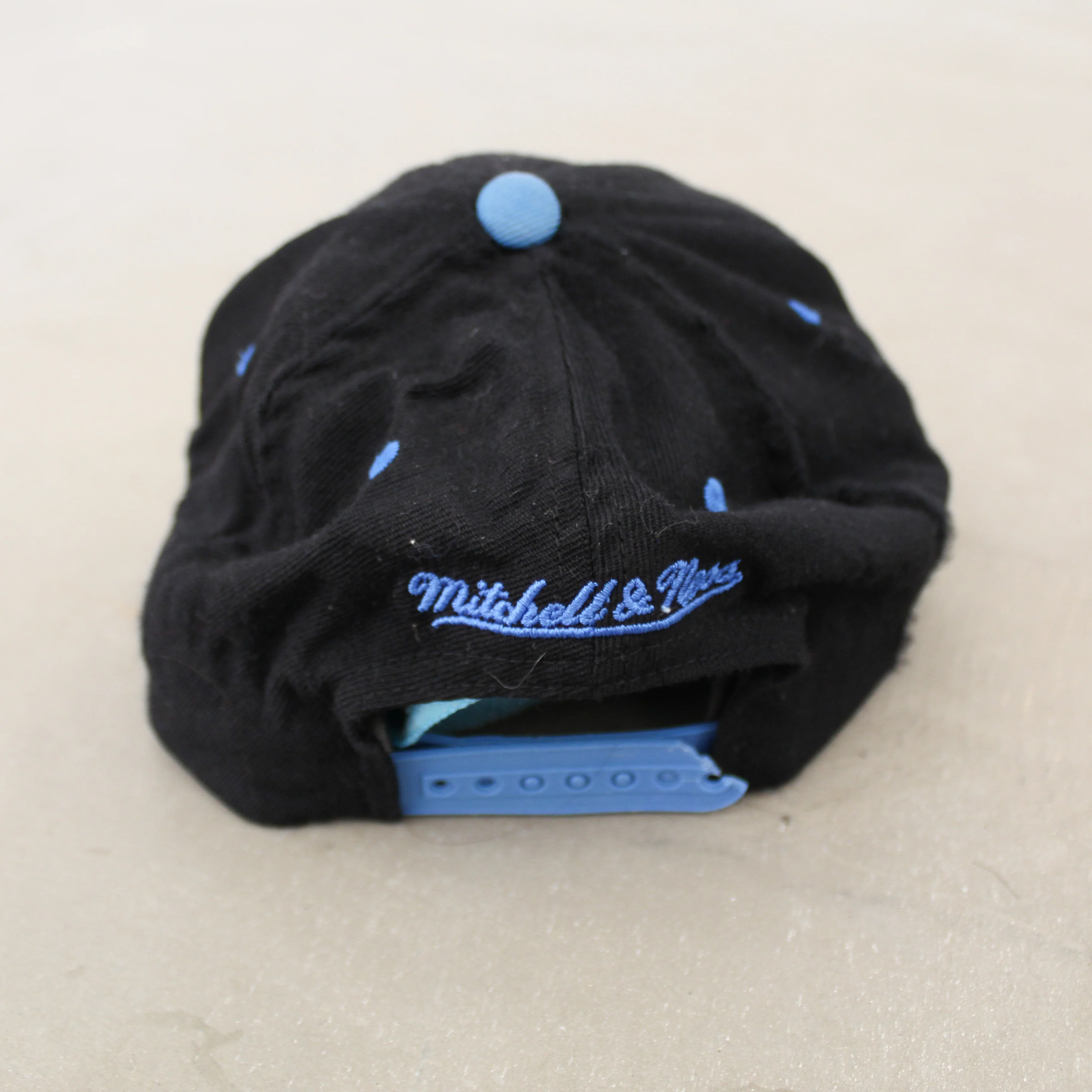 F- Vintage Orlando Magic NBA Mitchell & Ness Old Logo Snapback Hat - Image 4
