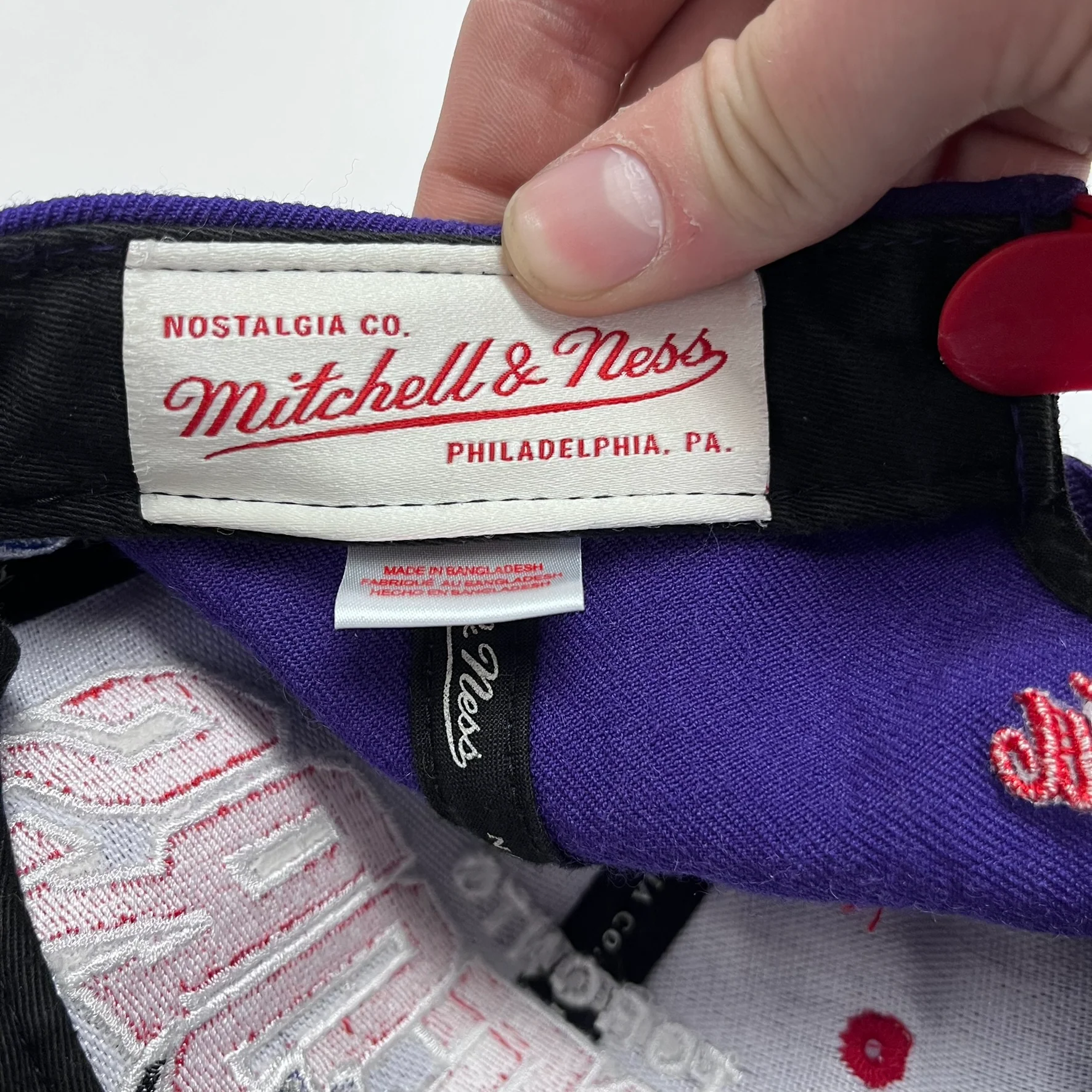 F- Vintage Toronto Raptors NBA Mitchell & Ness Old Logo & Text Snapback Hat - Image 5