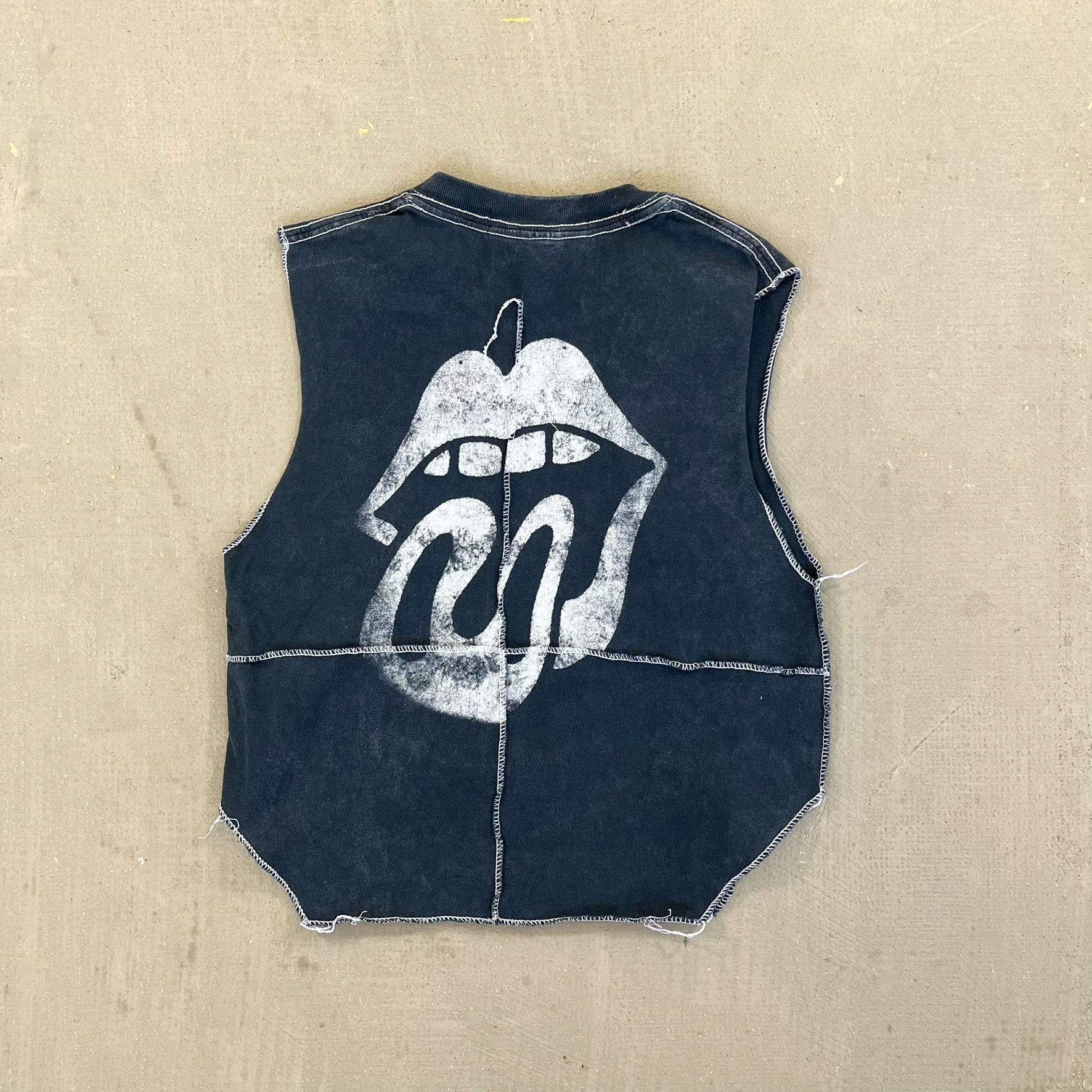 F- HOM Rolling Stones US Logo Reworked Dbl Stitch Crop Top - Image 4