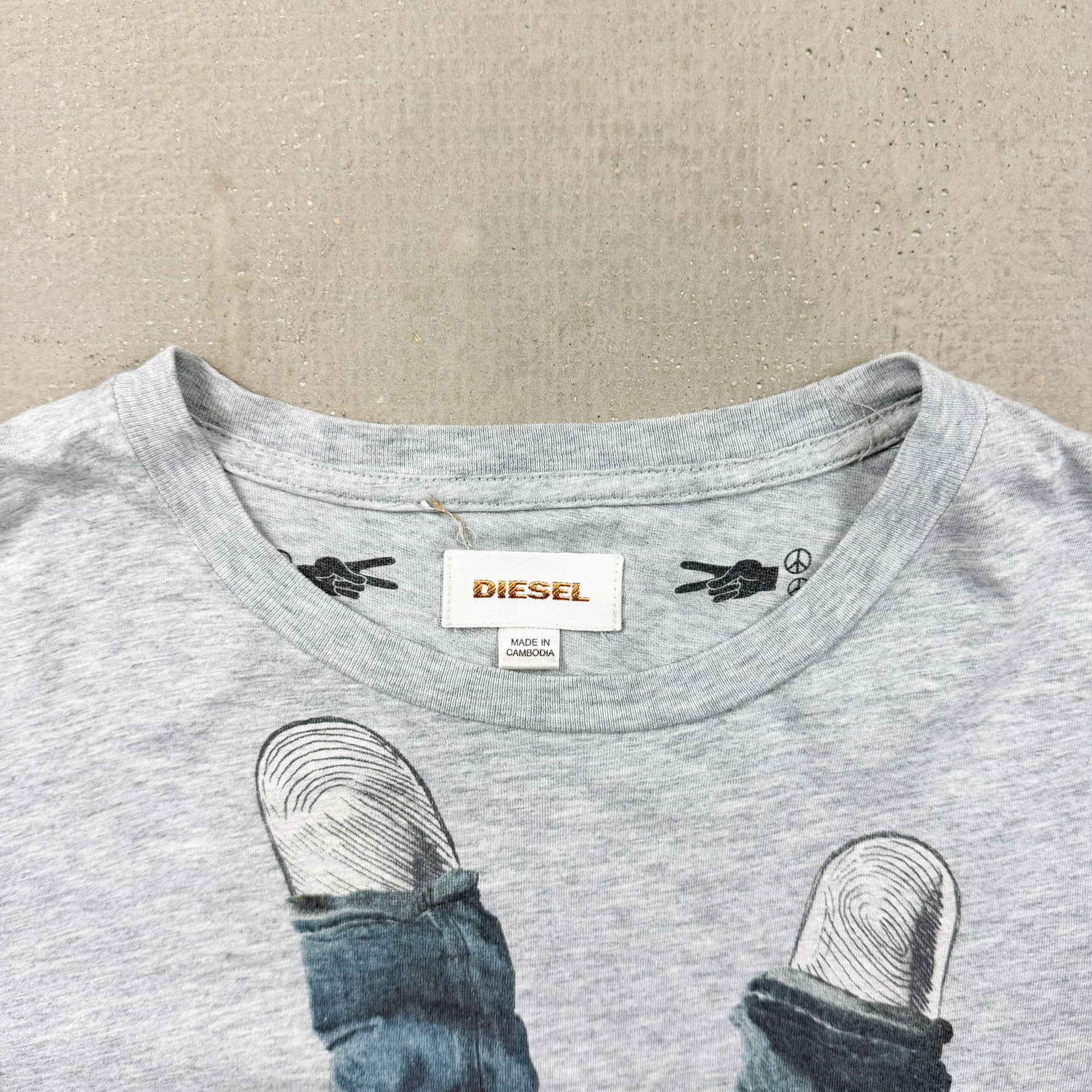 F- Vintage Diesel Peace Sign Denim Graphic Tee - Image 4