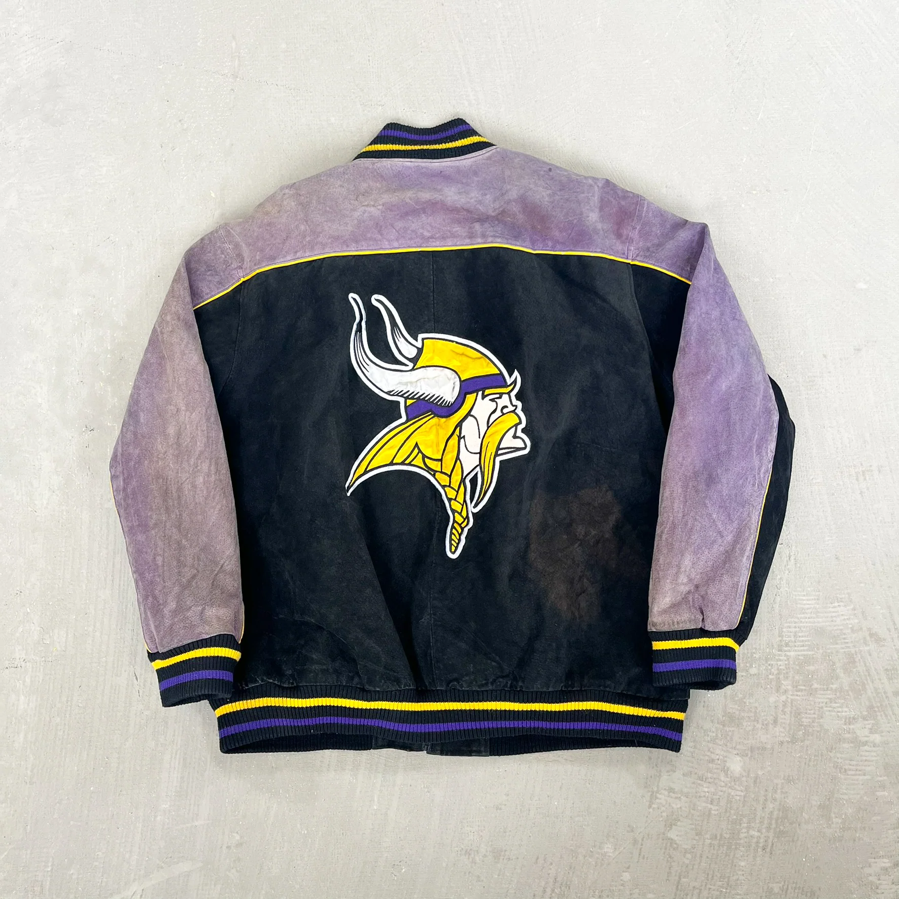 F- Vintage Minnesota Vikings NFL Embroidered Logo Suede Jacket - Image 7