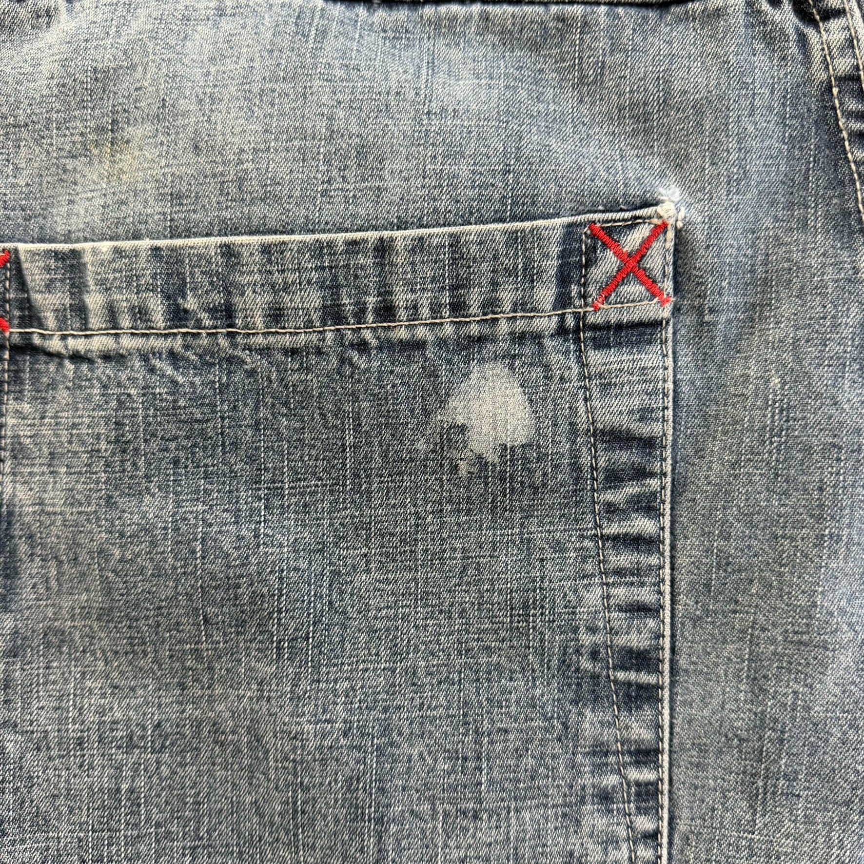 J- Vintage JNCO Embroidered 8Ball & Dragon Jorts - W42 - Image 8