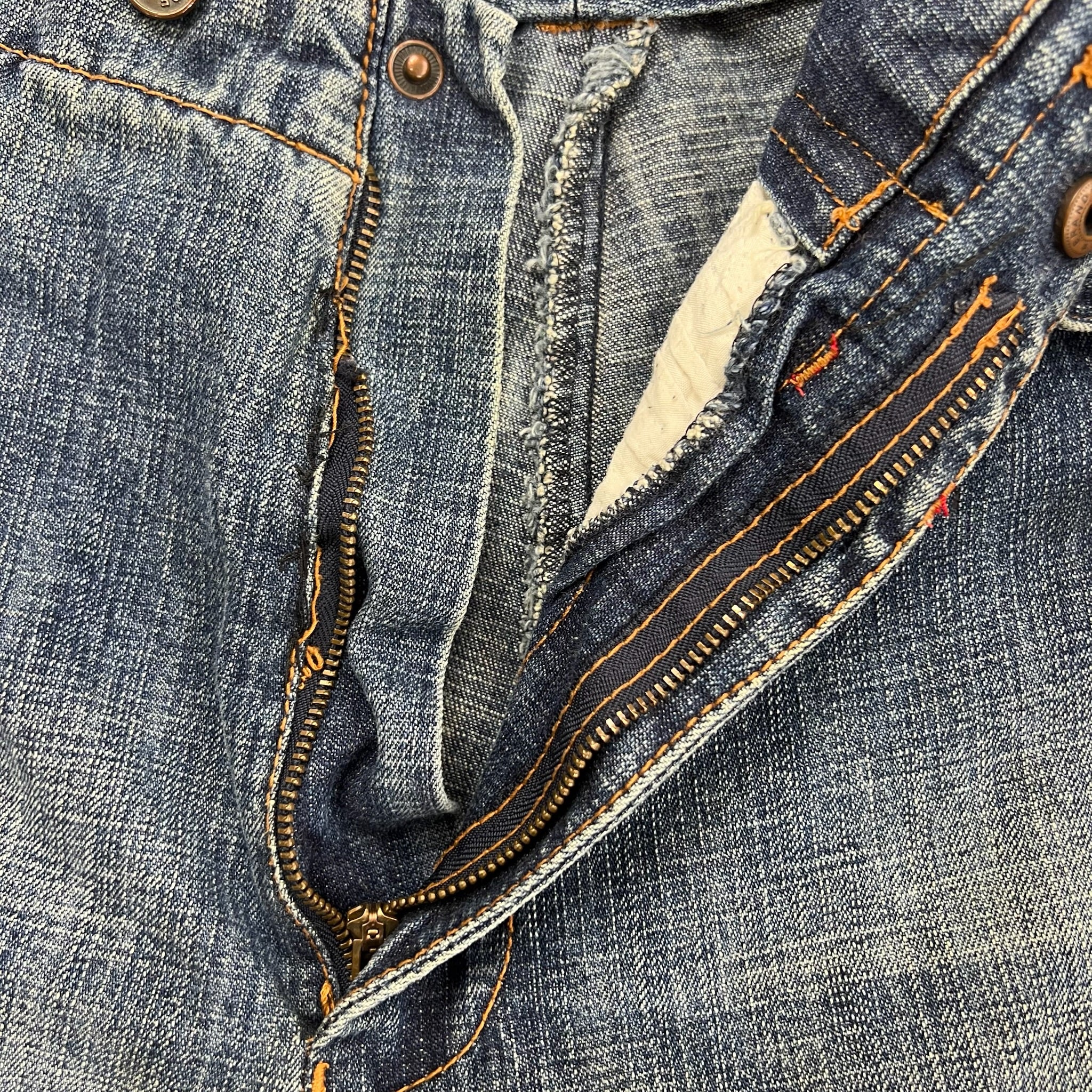 J- Vintage Marithé Francois Girbaud Denim Cargo Jorts - W38 - Image 5